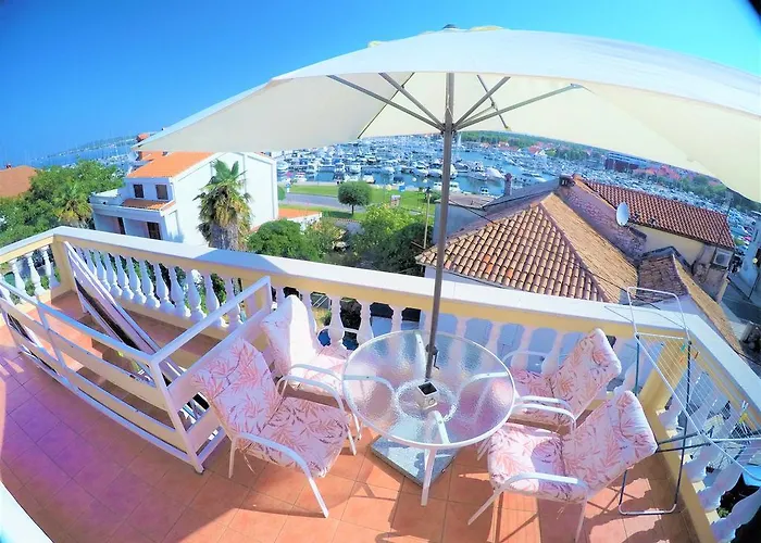 Orange City Apartment\'S Repic