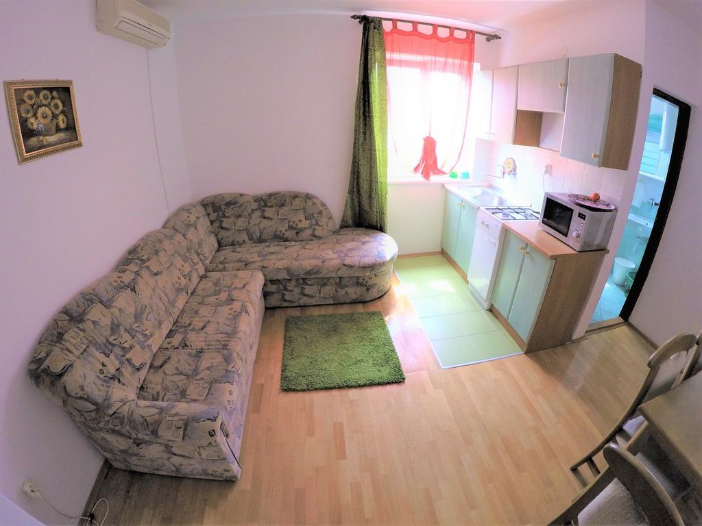 Apartment Orange Apartment's Repic Biograd Na Moru