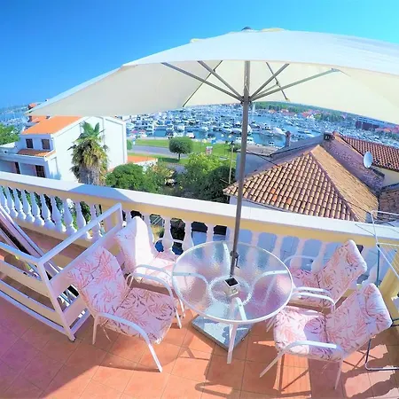 Orange City Apartment'S Repic Biograd Na Moru Exterior photo