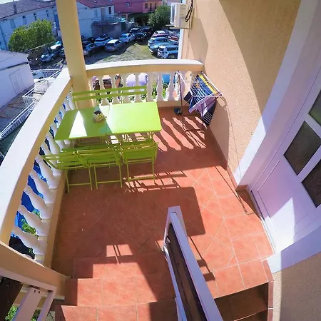 Orange City Apartment'S Repic Biograd Na Moru Exterior photo